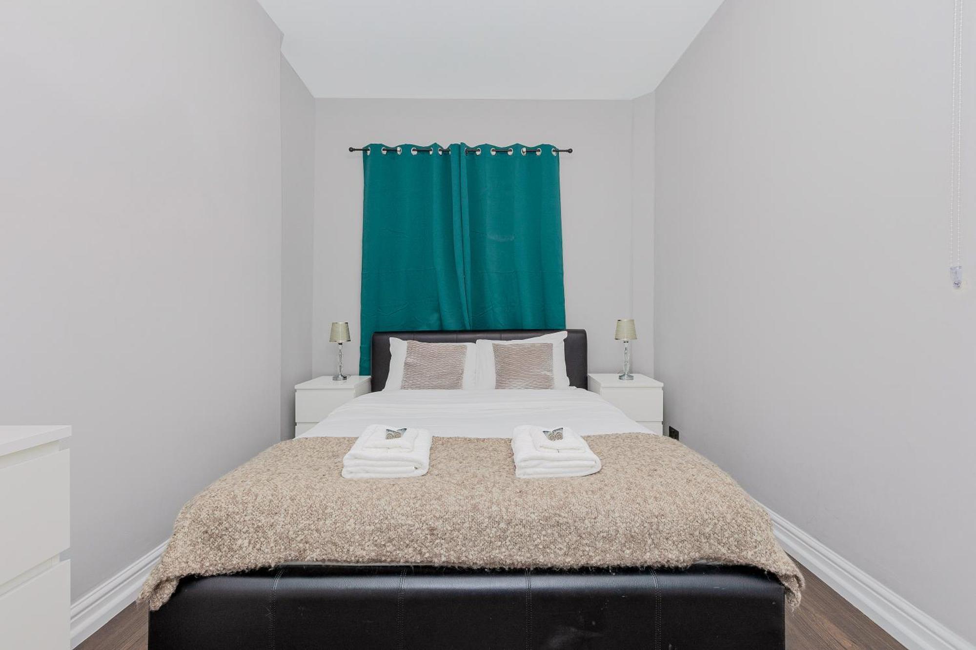 Appartamento 2br Flat In Kensington, 2 Mints Earl's Court Tube *